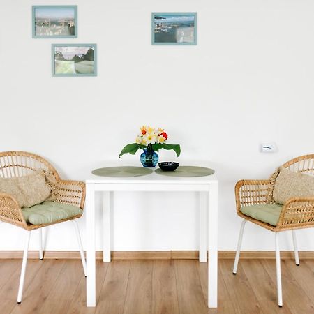 Lake Aluksne Studio Apartment Exterior photo